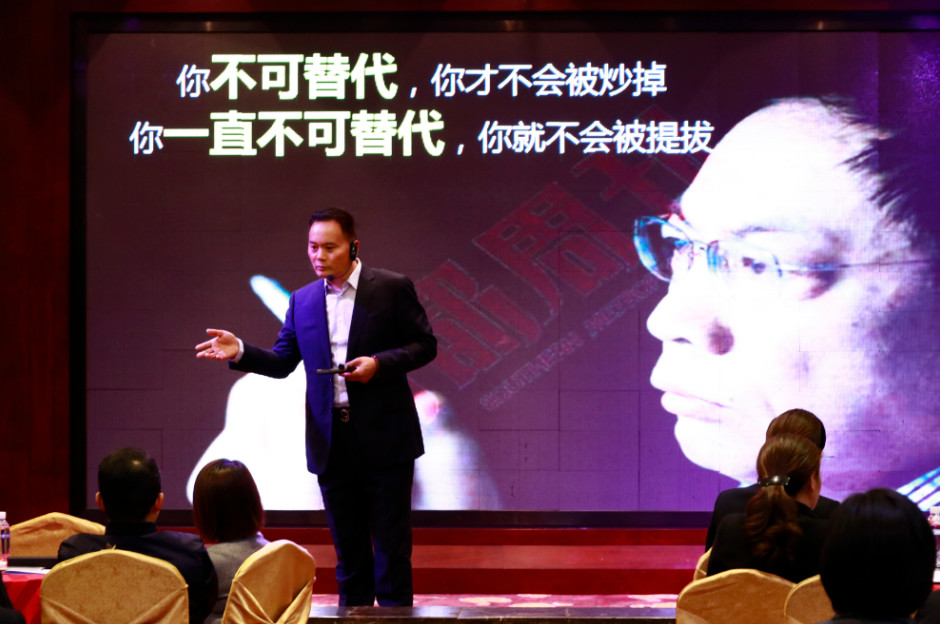 郴州錦馬置業(yè)有限公司,天一房產(chǎn)銷售,五嶺新天地樓盤銷售,錦馬時代中心房產(chǎn)銷售,酒店經(jīng)營管理哪里好